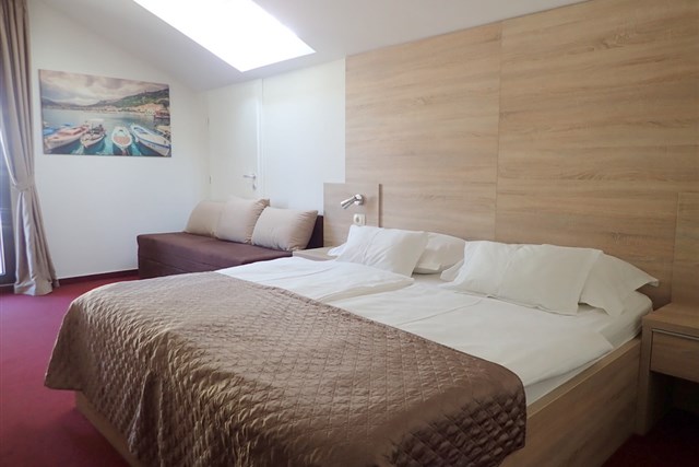 Hotel ANTONIJA - pobyty dofinansowane 50+ - pokój - 3(+1) FAMILY - ANTONIJA