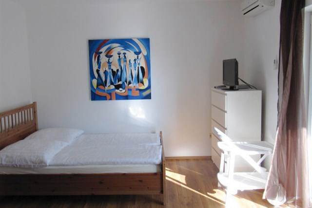 Apartamenty KLAUDIO - dvě dvoulůžkové ložnice a denní místnost - typ APT. 4(+1)