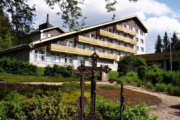 Hotel i budynek boczny SRNI - 