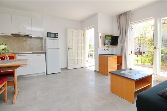 Villa CORINTHIA - apartament - APT. 2(+2)
