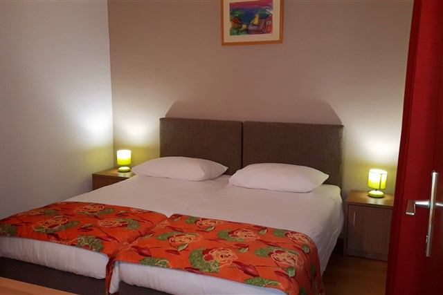AMADRIA PARK Camping Trogir - apartament - APT. A2(+2) ***
