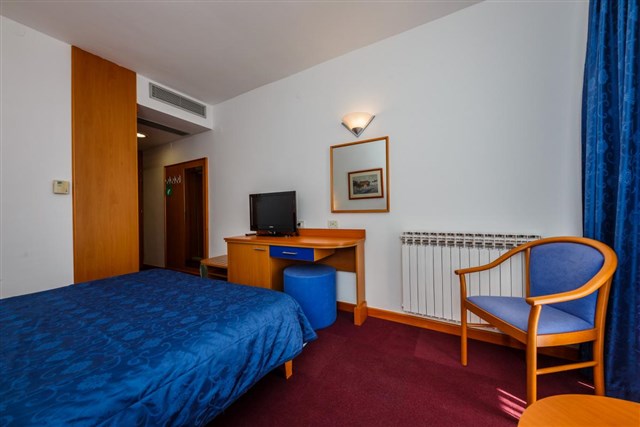 Hotel MEDENA pobyty dofinansowane 50+ - pokój - 2(+0) BM 3